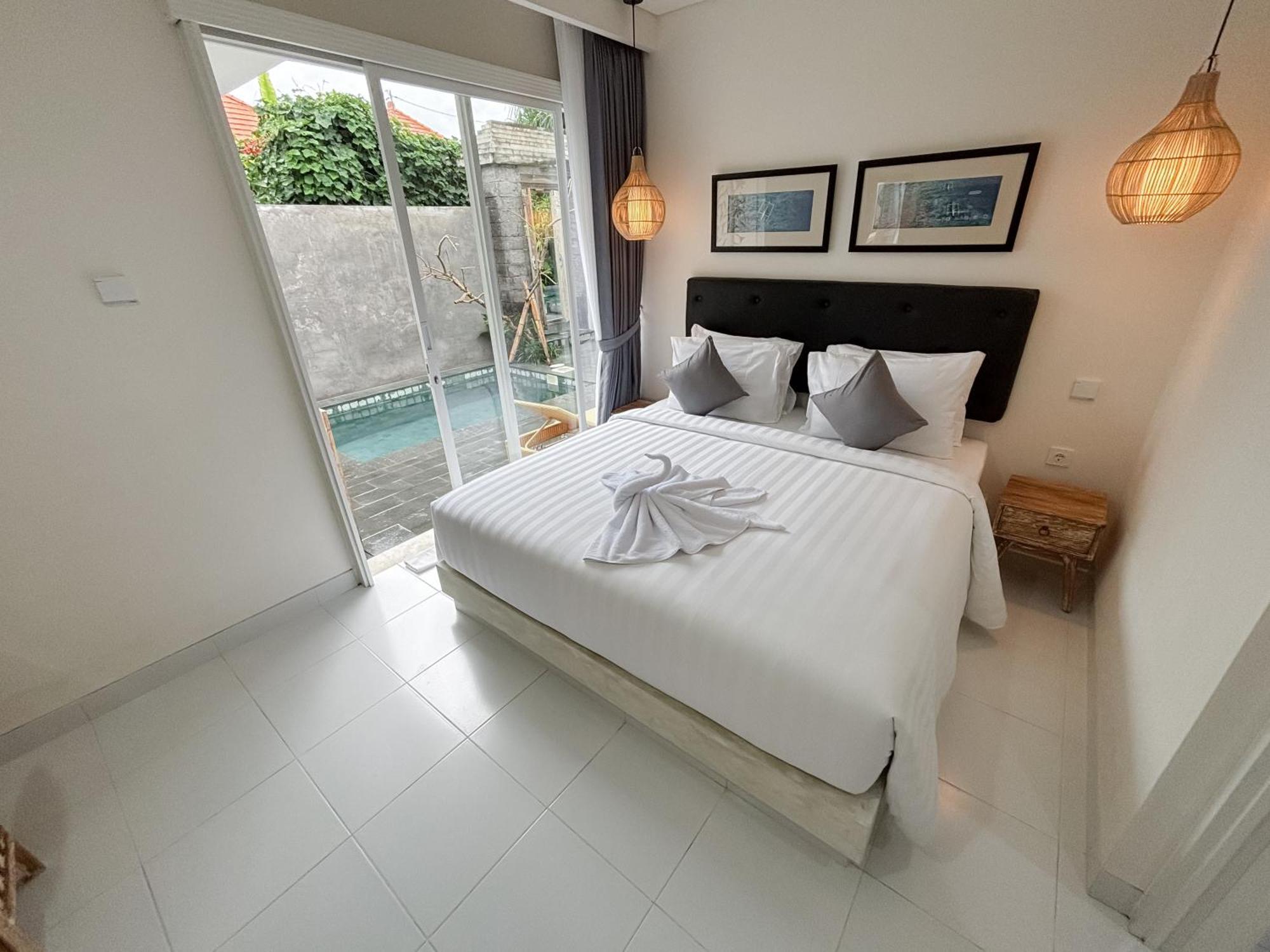 Odika Lovina Villas Phòng bức ảnh